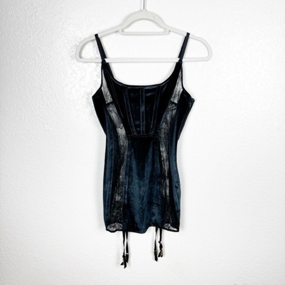 Victoria's Secret Sexy Navy Velvet & Lace Garter Slip Lingerie Size Medium